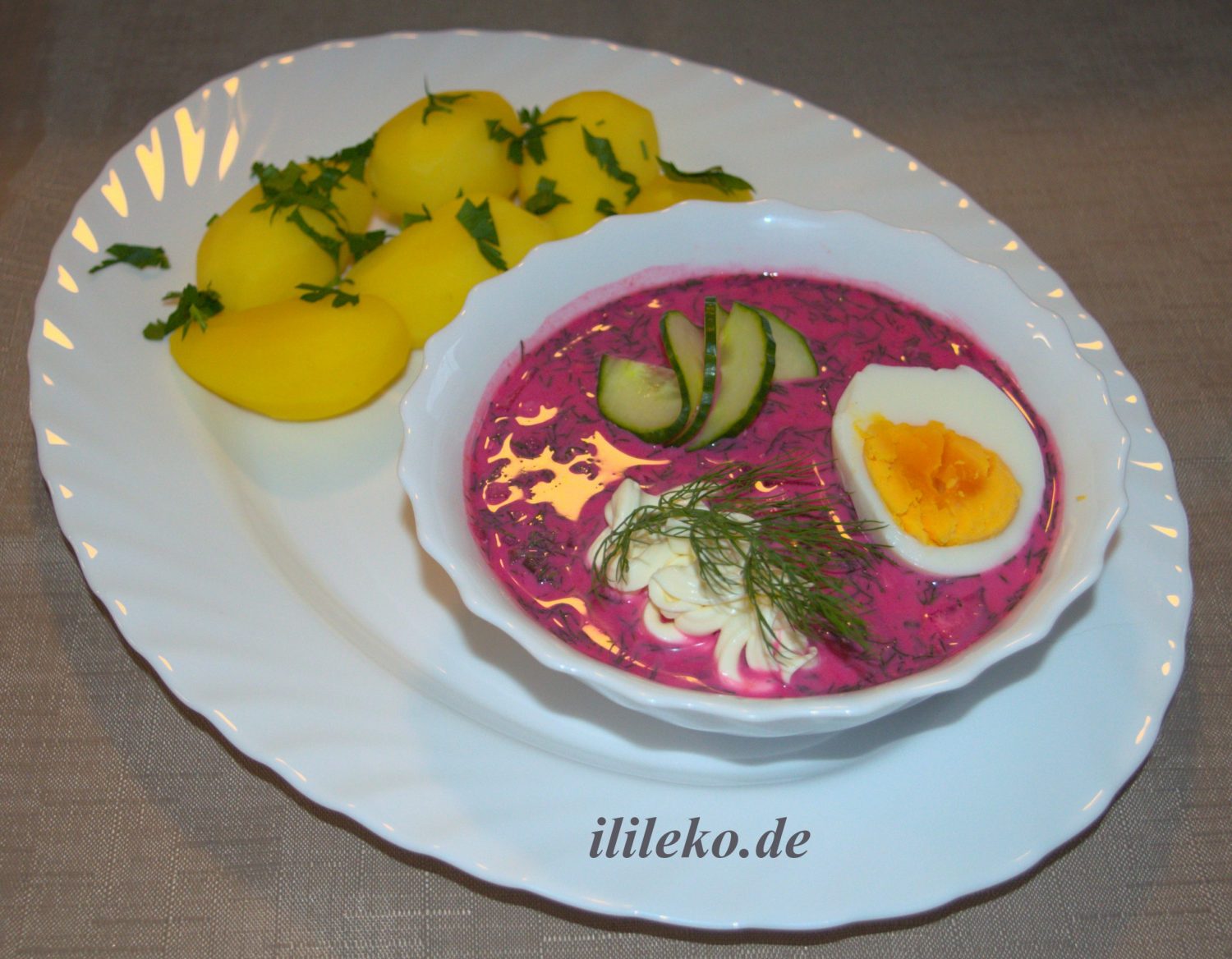 Litauische kalte Rote Bete Suppe – ilileko